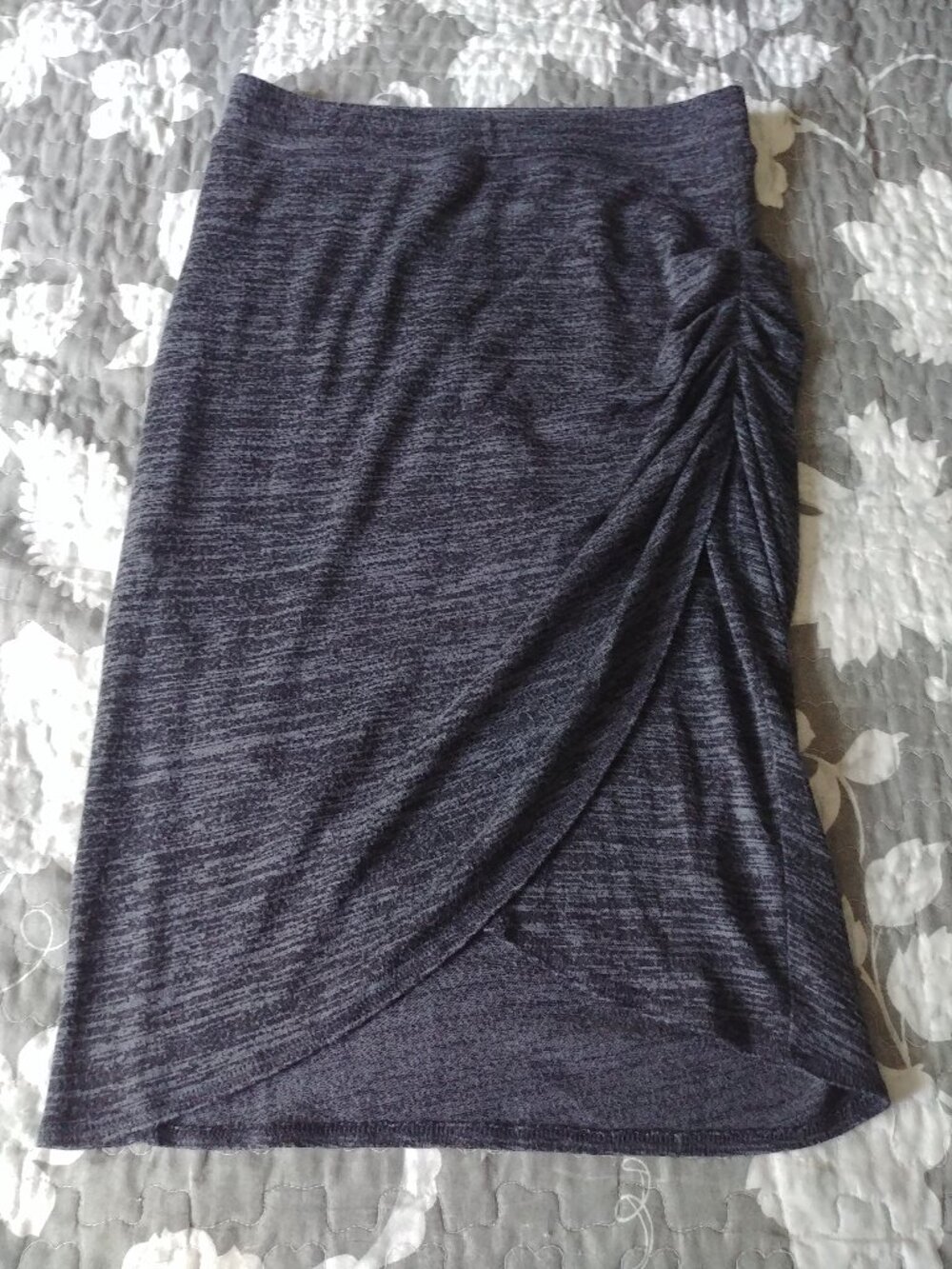 Wilfred Free Ruched Grey Speckled Skirt Size Small, Rayon/Polyester/Spandex